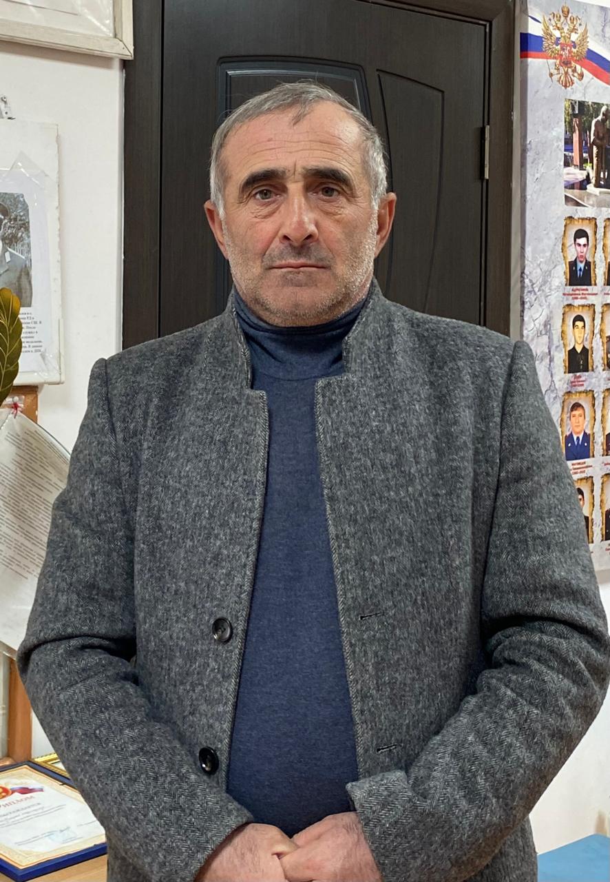 Зейналов Эждер Гульмурадович.